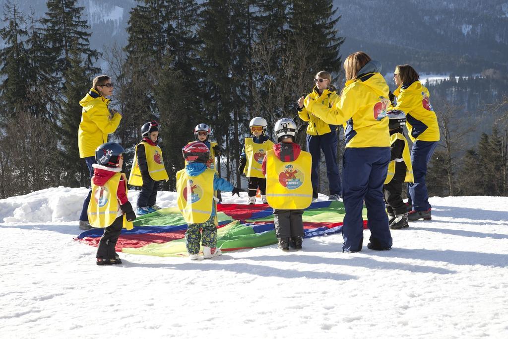 Familienresort & Kinderhotel Ramsi Hermagor-Pressegger See Eksteriør billede